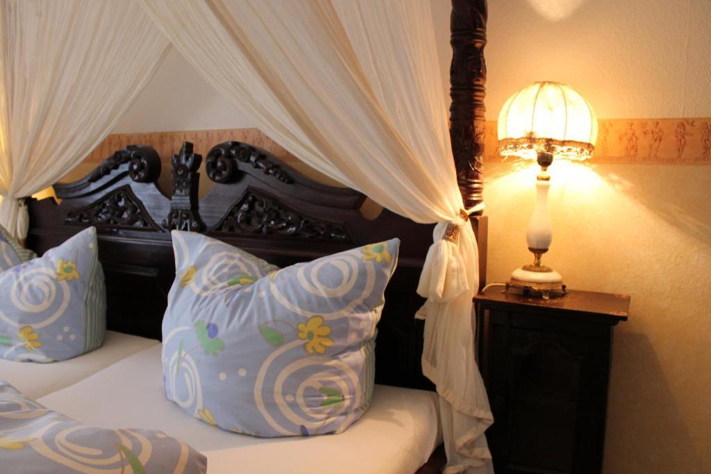 Kreuzerhof Hotel Garni Ρότενμπουργκ  Δωμάτιο φωτογραφία